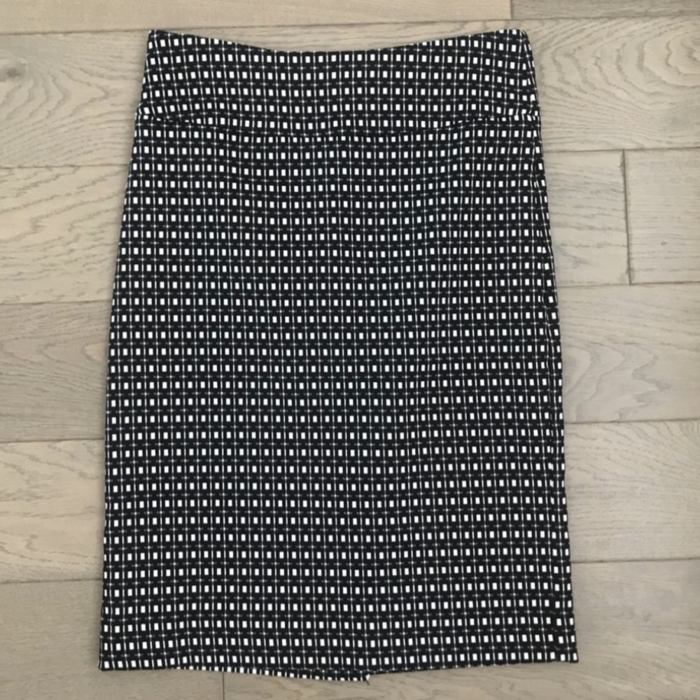 Margaret M Printed Pencil Skirt